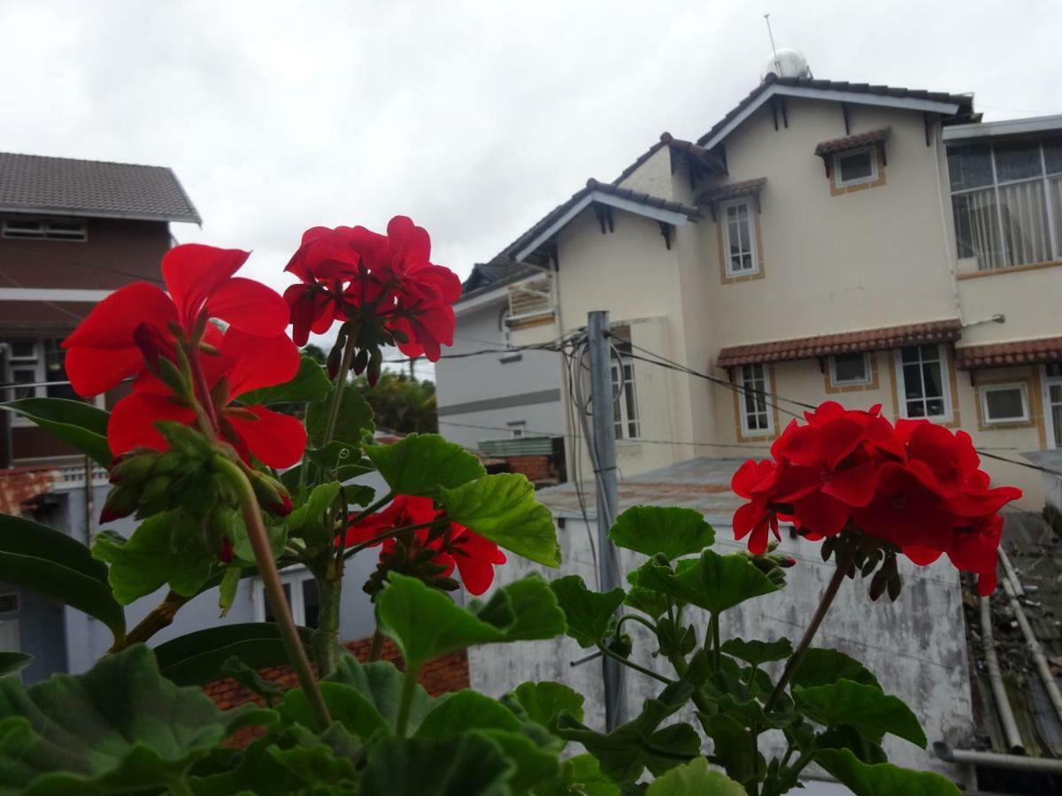 Blue Sky Homestay Đà Lạt Extérieur photo
